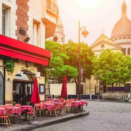 Cozy 1-bedroom With Amenities Near Iconic Montmartre Neighbourhood Appartamento *